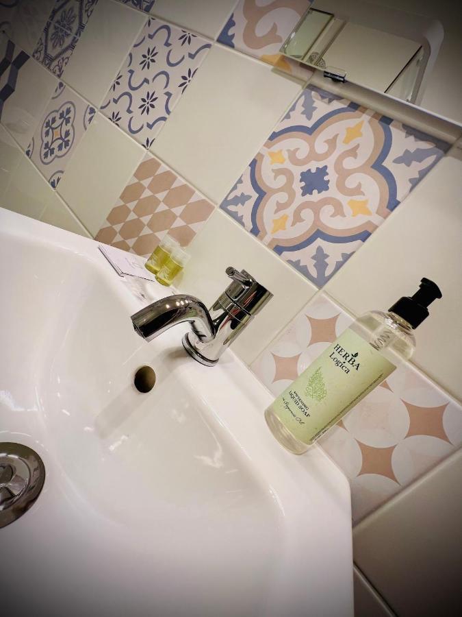 Crops City Stay Apartment 14 Trieste Bagian luar foto