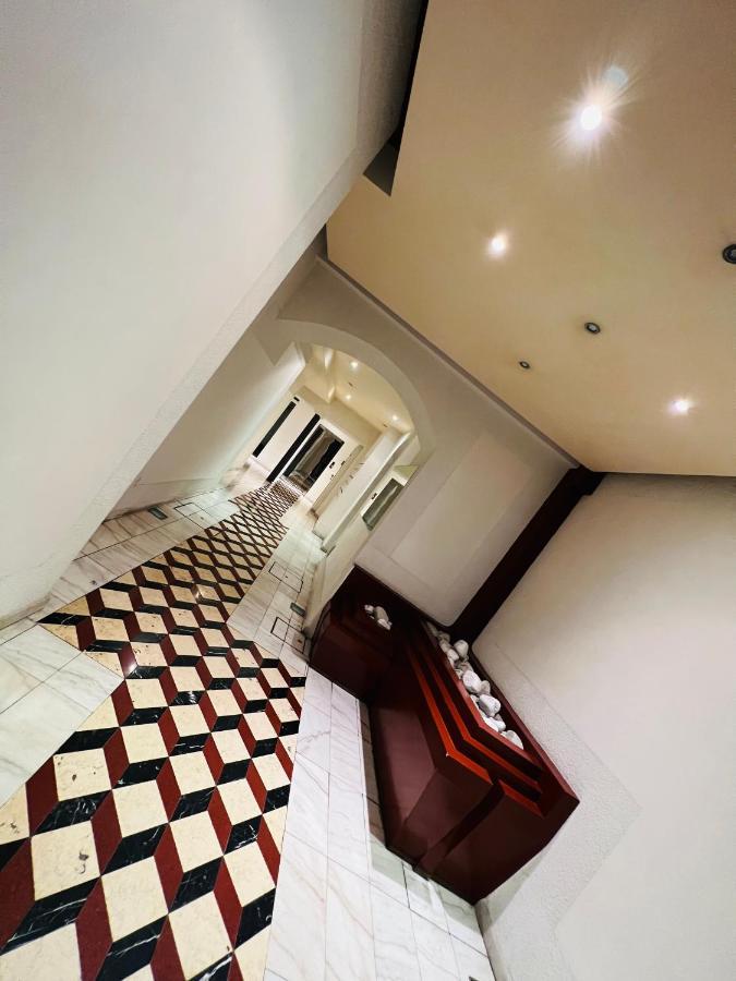 Crops City Stay Apartment 14 Trieste Bagian luar foto