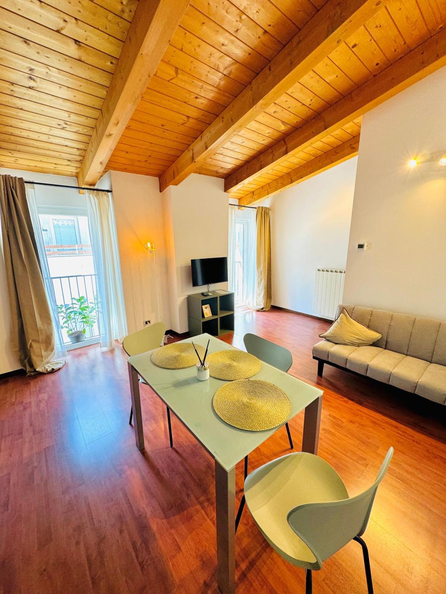 Crops City Stay Apartment 14 Trieste Bagian luar foto